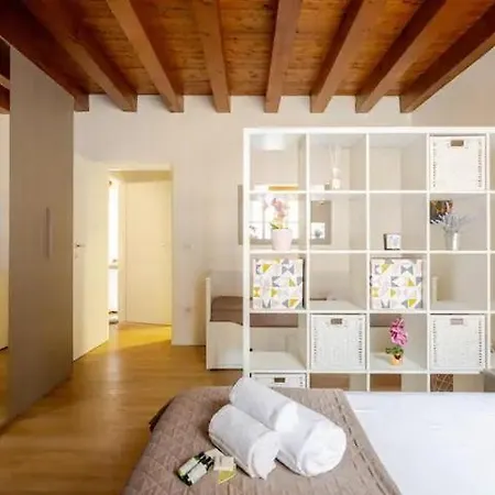 Arena House Sofia * 베로나